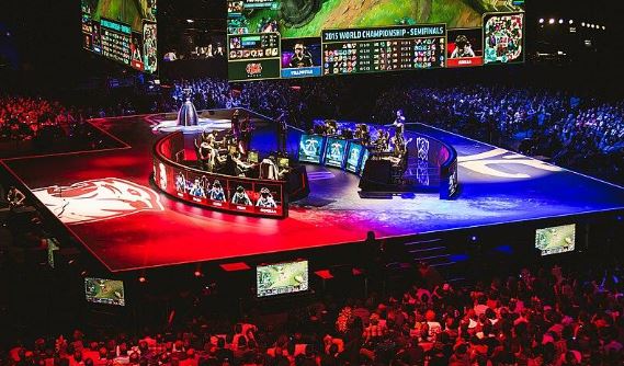The Biggest Esports Games All Gaming Fans Should Know